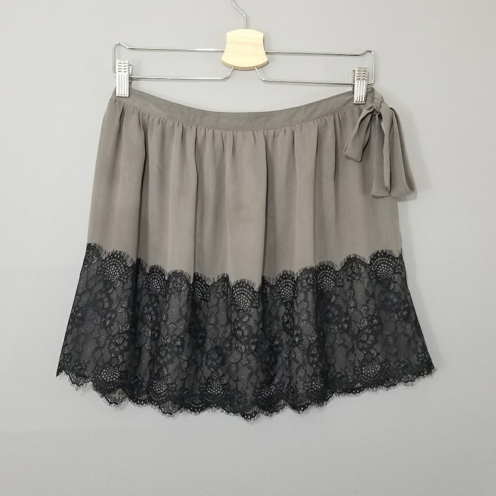Lauren Conrad Grey Black Lace Trim Pleated Skirt